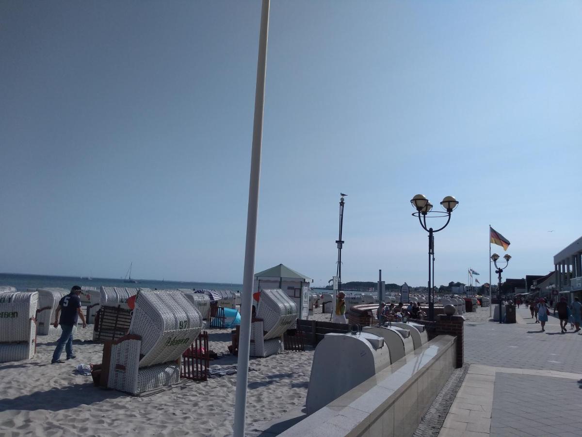 Fewo 3 Mit Terrasse, Box-Bett, Kl Extra Zimmer, Tresor Dahme  Kültér fotó